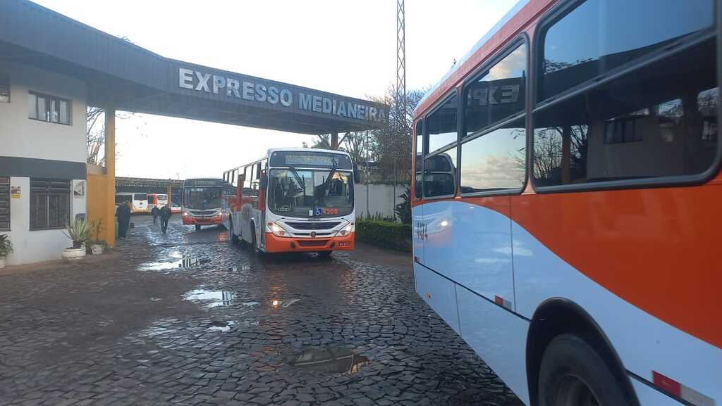Após 3 horas de paralisação, motoristas e cobradores voltam ao trabalho em Santa Maria