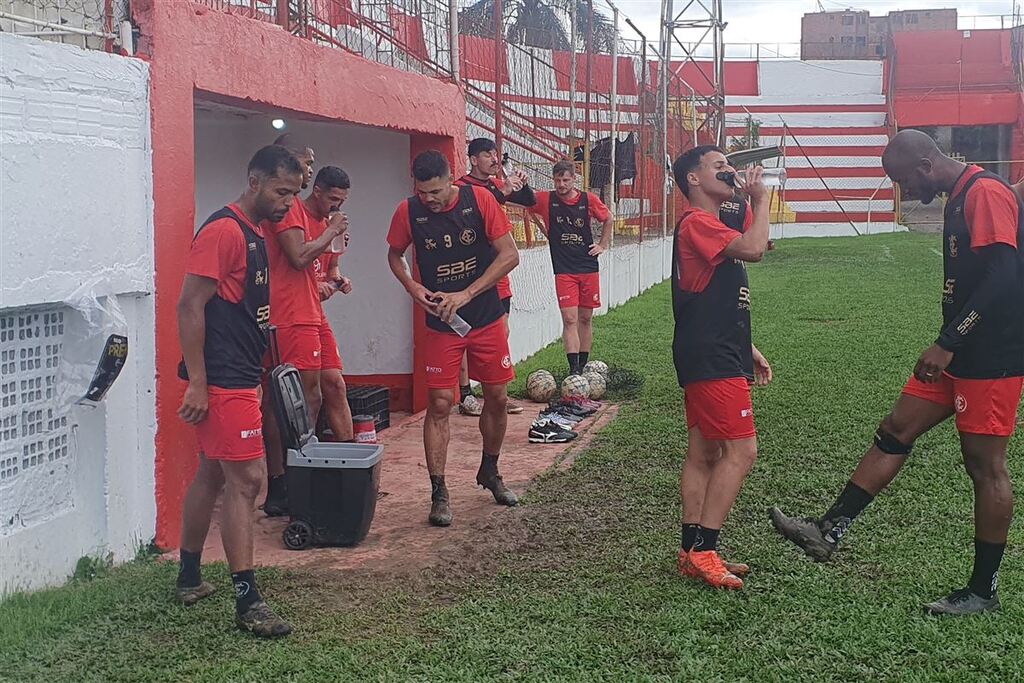 Semana cheia para o Inter-SM antes de encarar o Futebol Com Vida em Viamão