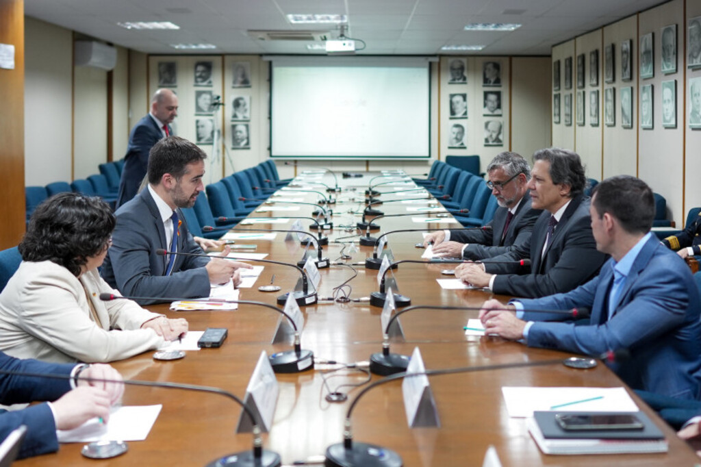 OAB pede perdão da dívida do Estado, e Leite cobra mais apoio da União