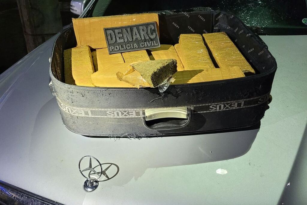 título imagem Homem é preso com quase 22 kg de maconha em Santa Maria