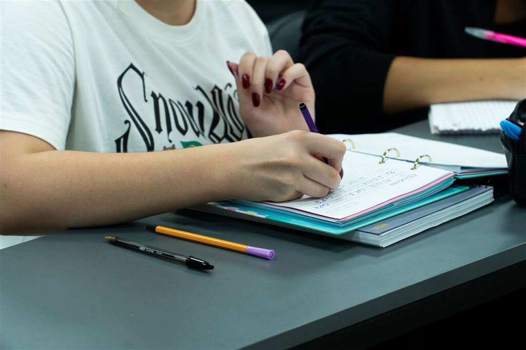 Pré-matrículas para vagas do segundo semestre da rede estadual abrem nesta quinta-feira Pré-matrículas para vagas do segundo semestre da rede estadual abrem nesta quinta-feira