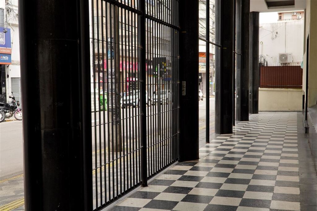 título imagem Morador de rua esfaqueado no centro de Santa Maria está internado no Husm