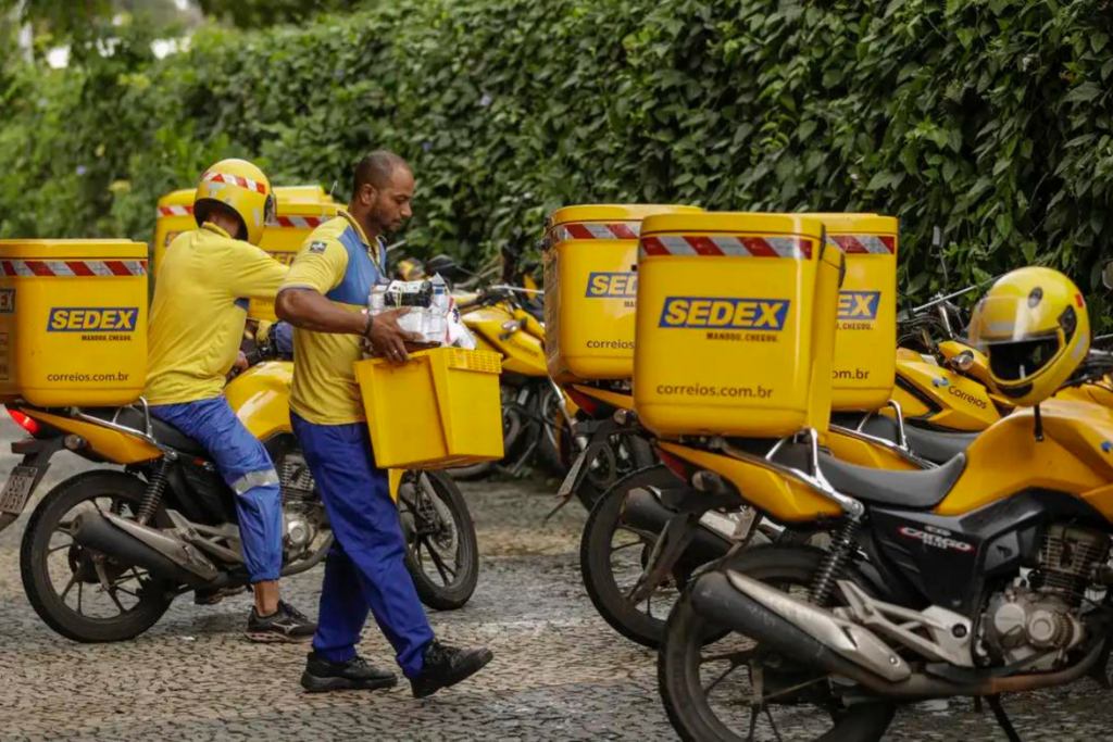 título imagem Correios anunciam concurso com 3,2 mil vagas