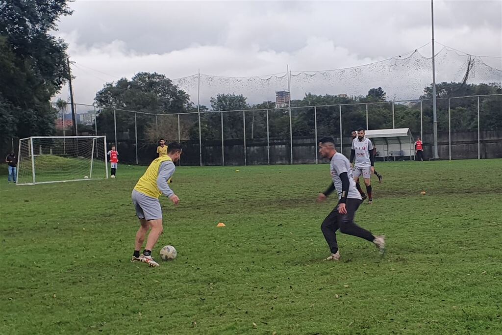 título imagem Para confirmar classificação antecipada, Inter-SM recebe o Aimoré pela 12ª rodada da Divisão de Acesso