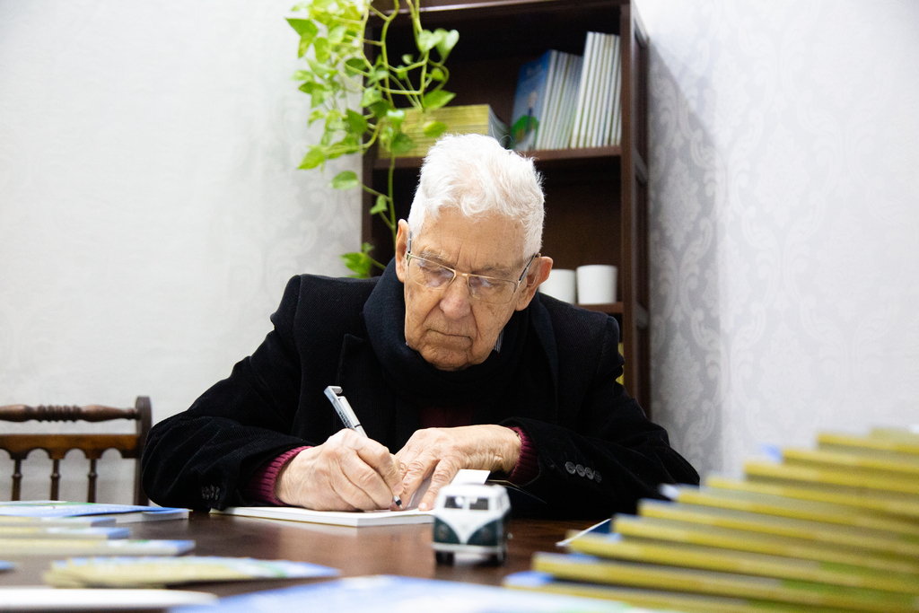 Celebração dos 67 anos da Gaiger é palco de lançamento de livro de quem deu origem à empresa