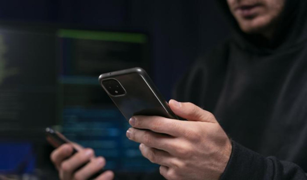 título imagem Servidor de universidade federal gaúcha é condenado por divulgar símbolo nazista em rede social