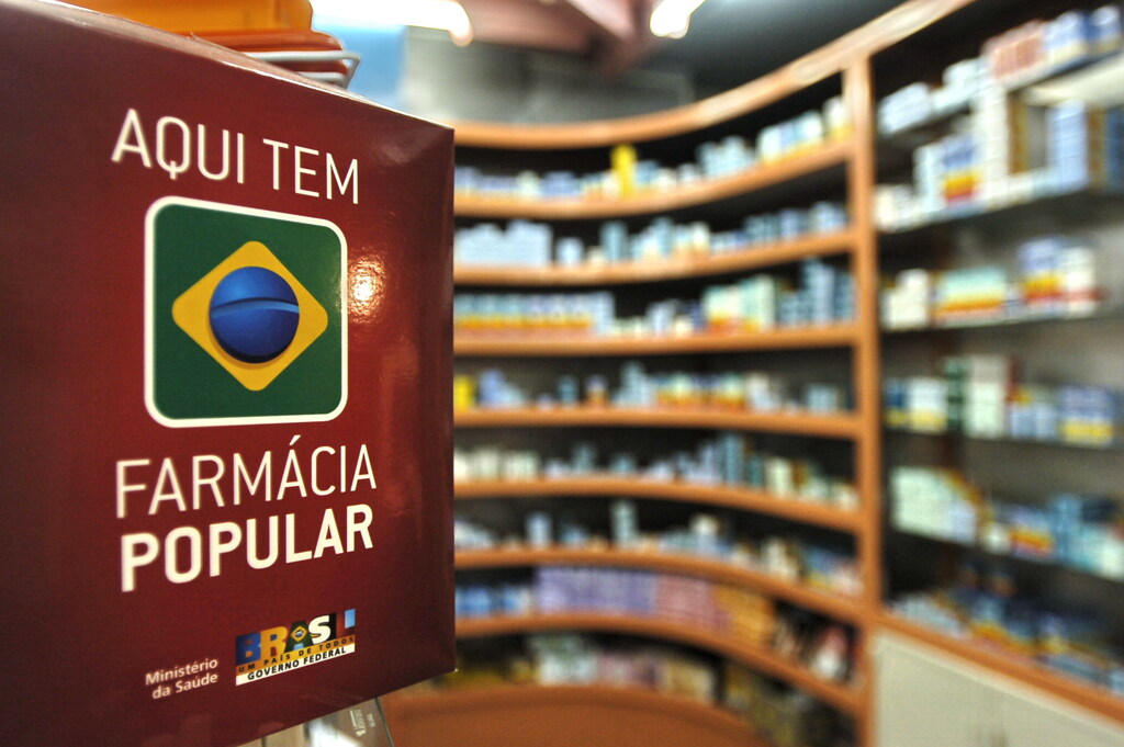 Tratamento para colesterol alto, doença de Parkinson e rinite: veja lista com novos medicamentos ofertados pelo Farmácia Popular