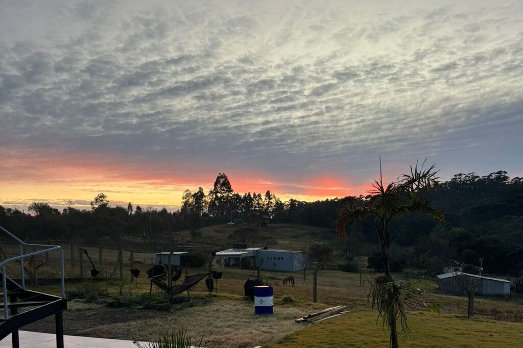 título imagem Após cerração, quarta será de dia ensolarado e de temperatura agradável; tempo segue firme no restante da semana