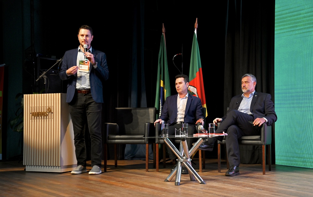 título imagem Congresso de Municípios do RS termina com anúncio e pedidos