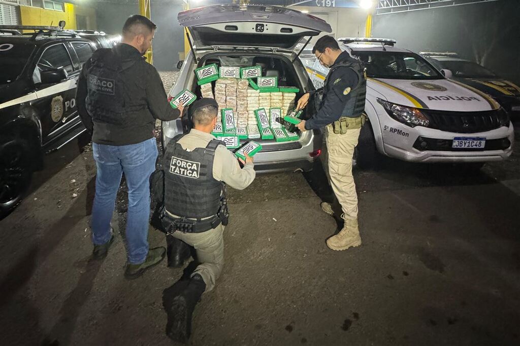 título imagem Motorista é preso com 130 kg de drogas na BR-287 em cidade da região