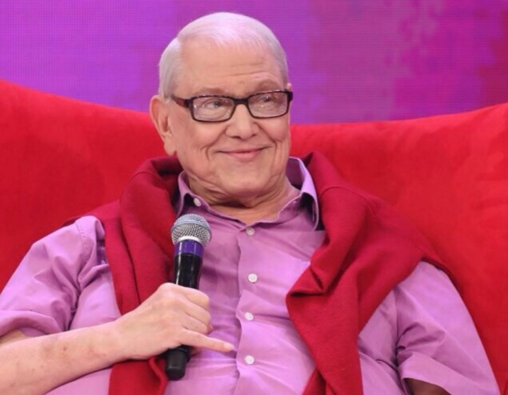 Humorista Ary Toledo morre aos 87 anos Humorista Ary Toledo morre aos 87 anos