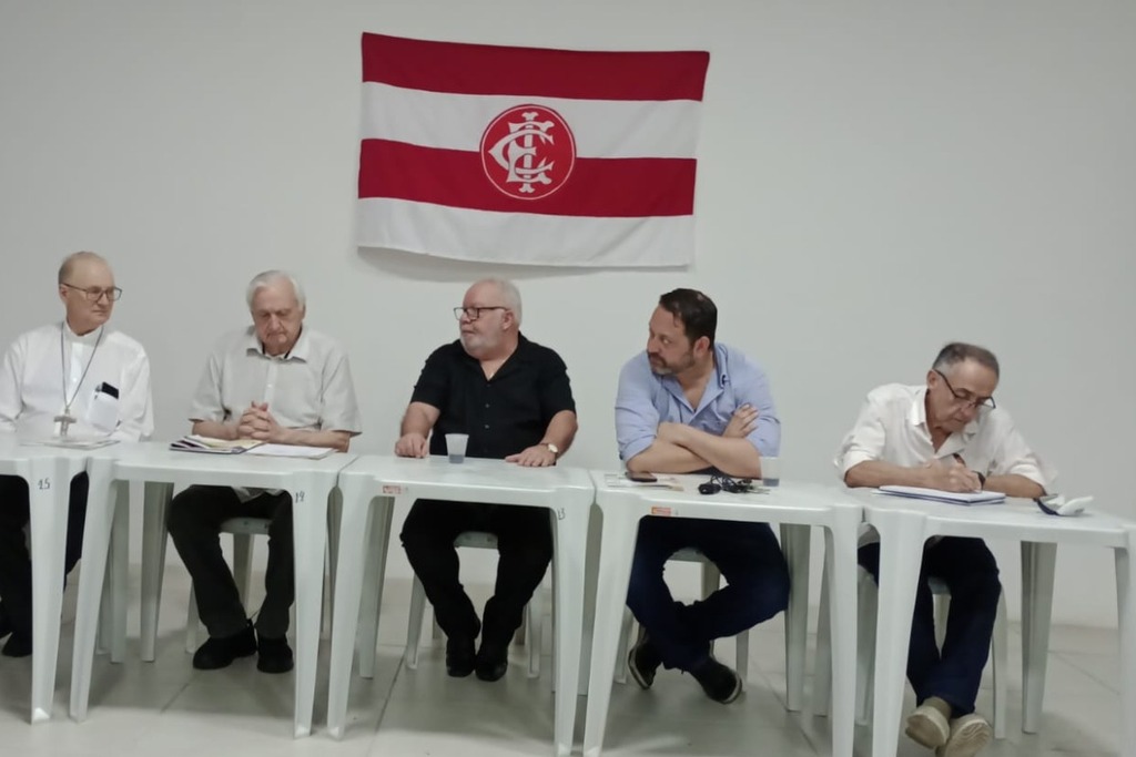 título imagem Pedro Della Pasqua seguirá na presidência do Inter-SM pelo menos até 30 de novembro