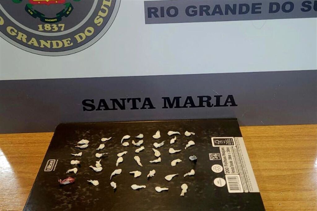 Foragido é preso com drogas em Santa Maria Foragido é preso com drogas em Santa Maria