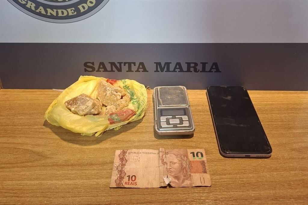título imagem Adolescente é apreendida por tráfico de drogas em Santa Maria