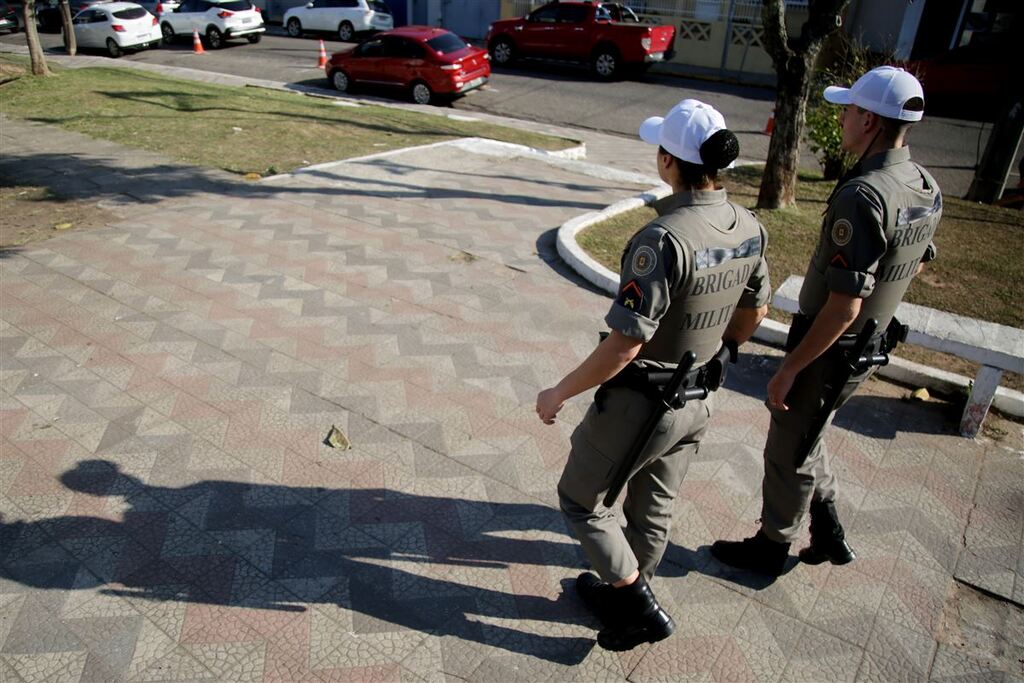 título imagem Estado anuncia abertura de concursos com 2,7 mil vagas para a segurança pública