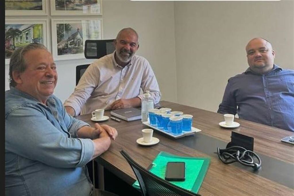 Pensando em 2025, Rodrigo Decimo se reúne com aliados 