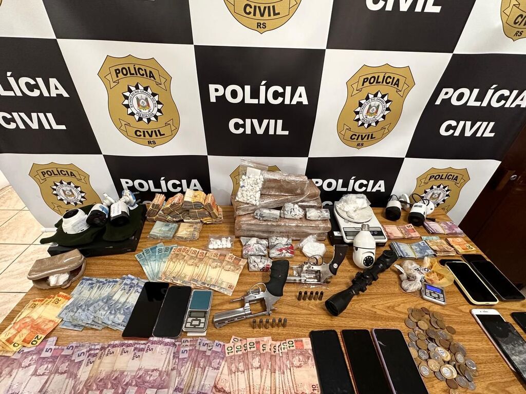 título imagem Polícia Civil desencadeia Operação Aspergillus e cinco pessoas são presas em Santa Maria