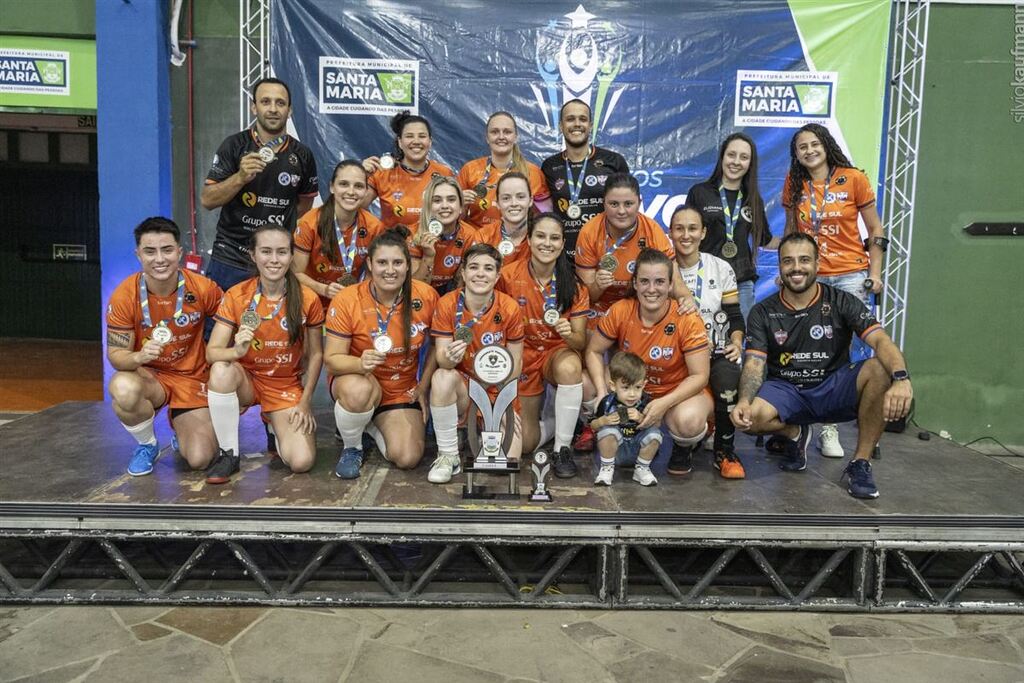 UFSM/Dallas é a campeã municipal de futsal feminino