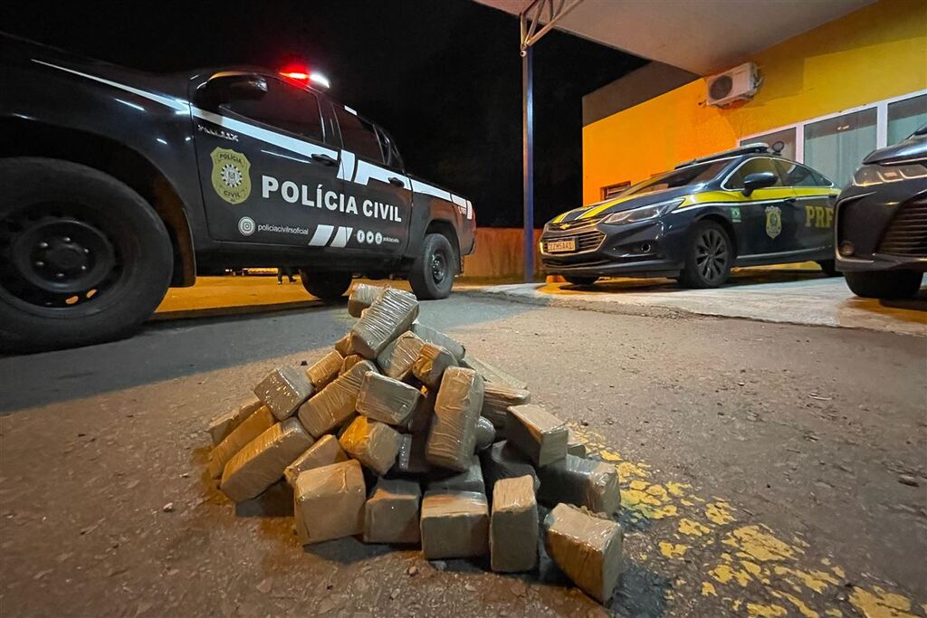 Foto: PRF - A quantidade apreendida poderia produzir aproximadamente 152,34 kg de cocaína, com valor estimado de mercado superior a R$ 5,3 milhões