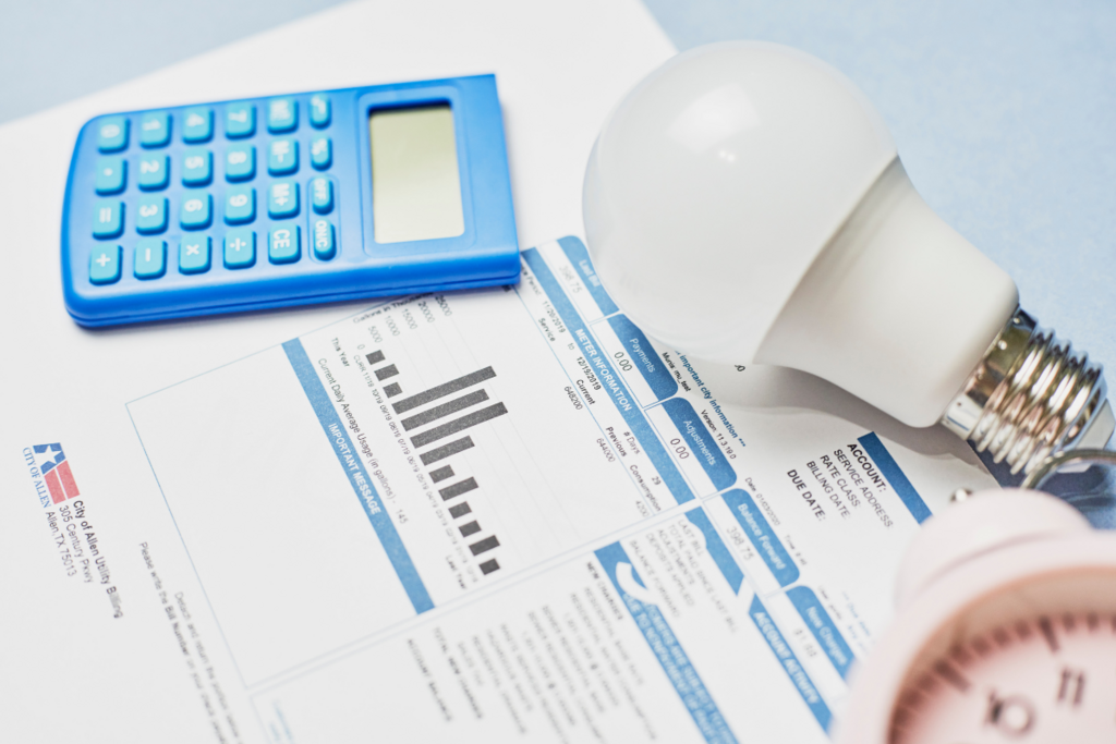  - Ajustes inteligentes e um entendimento do funcionamento do sistema do ar condicionado podem levar a uma redução significativa no consumo de energia.