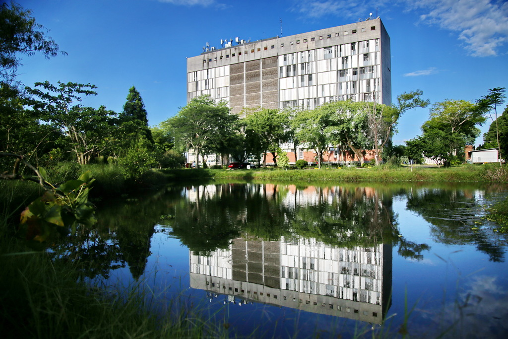 Galeria de imagens: Atual sede da reitoria da UFSM