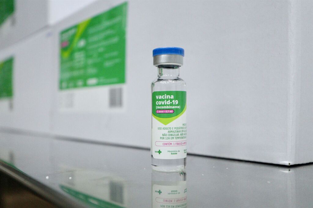 Municípios gaúchos recebem vacinas da Covid-19 nesta sexta