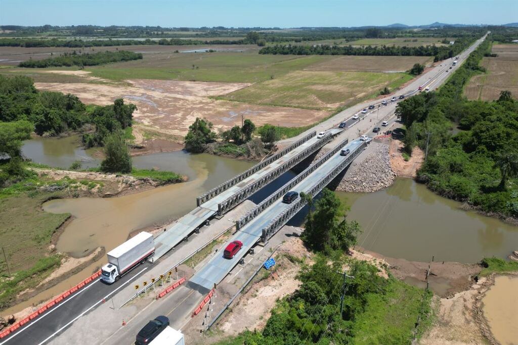 título imagem Ponte metálica da RSC-287 deve passar por manutenção neste sábado; confira mudanças no trânsito