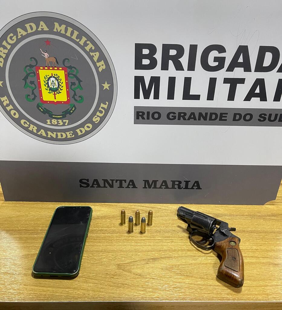 título imagem Homem é preso por porte ilegal de arma em Santa Maria