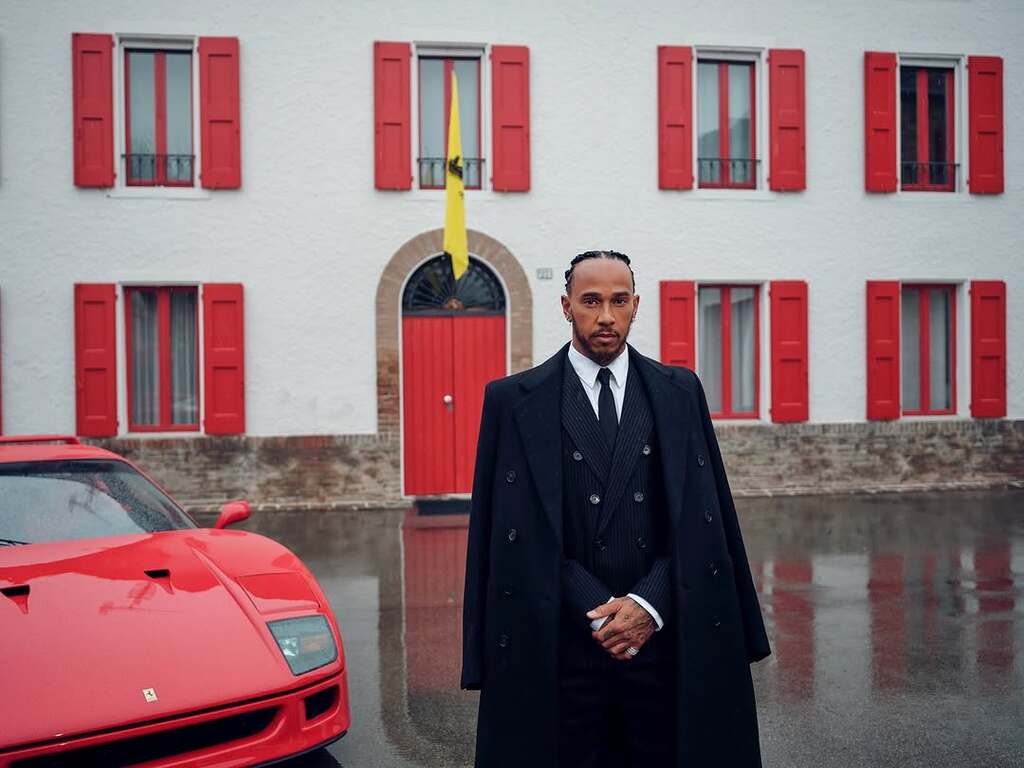 título imagem Sete vezes campeão da Fórmula 1, Lewis Hamilton é o novo piloto da Ferrari