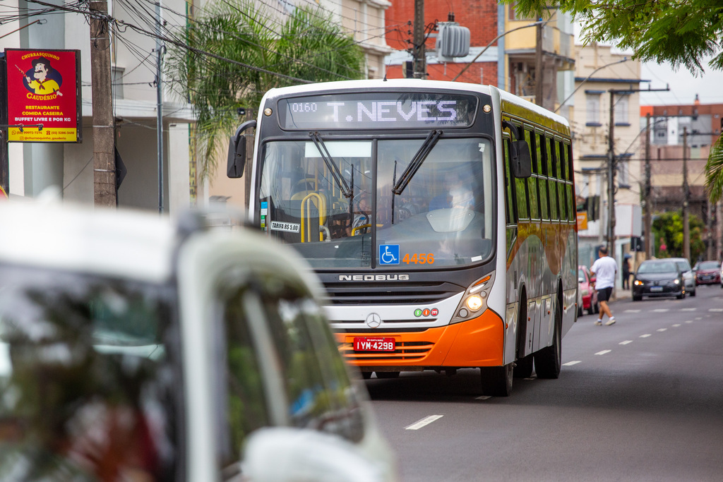 título imagem ATU pede reajuste anual da tarifa do transporte, que pode subir até 10% em Santa Maria