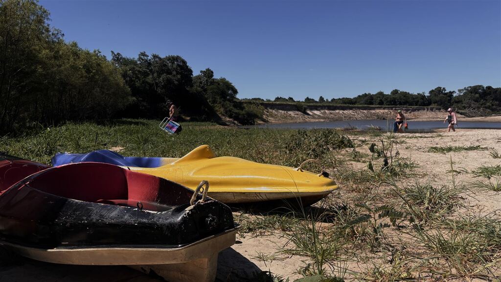 título imagem Dois balneários da região estão impróprios para o banho, segundo a Fepam