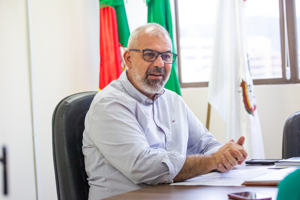 título imagem Falta de água, transporte e segurança: Decimo avalia seu primeiro mês à frente do governo em Santa Maria