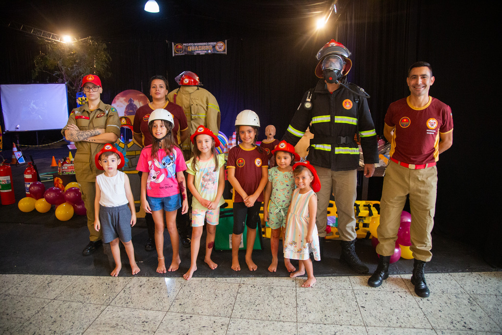Shopping Praça Nova é palco de exposição e atividades para bombeiros mirins; conheça o projeto Shopping Praça Nova é palco de exposição e atividades para bombeiros mirins; conheça o projeto