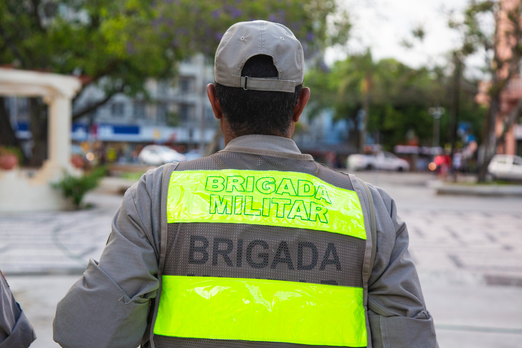32 policiais em 11 viaturas: Brigada Militar realiza Operação Sossego Público em Santa Maria
