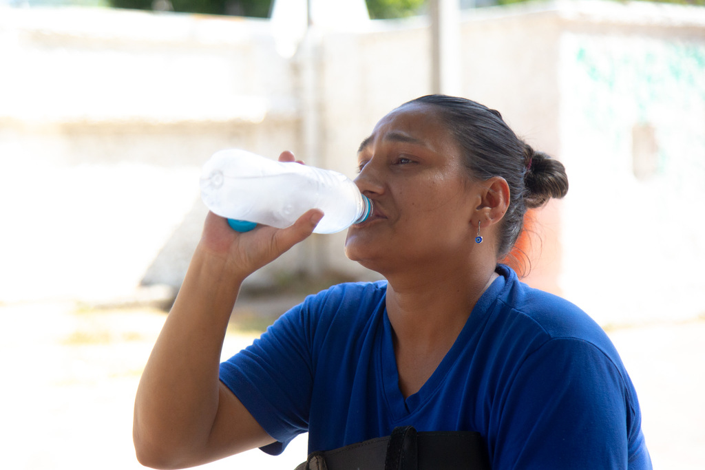 título imagem No dia mais quente do ano, santa-marienses buscam alternativas para amenizar o calor excessivo