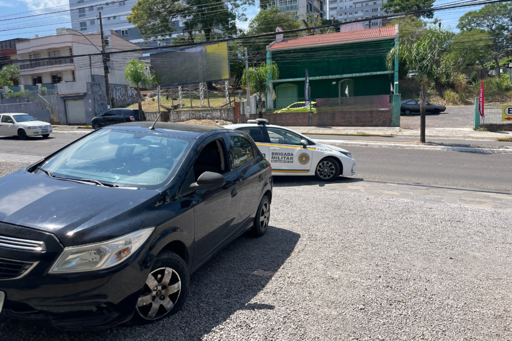 título imagem Homem é preso após dirigir embriagado na Avenida Medianeira em Santa Maria